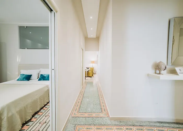 Apartment De Rossi 43 *